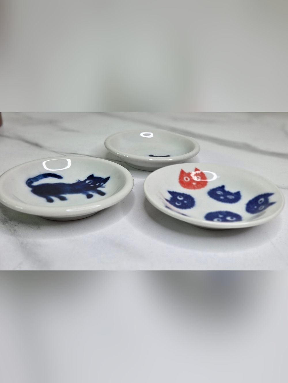 Ceramic Cat Motif Sauce Dishes - White & Blue - 3 Piece Lot 3.75"- 4" - Picture 7 of 15